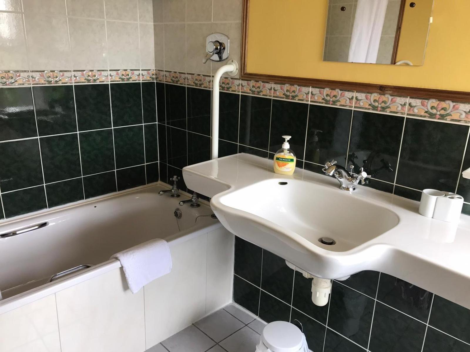 Kilburn House B&B Milltown  エクステリア 写真