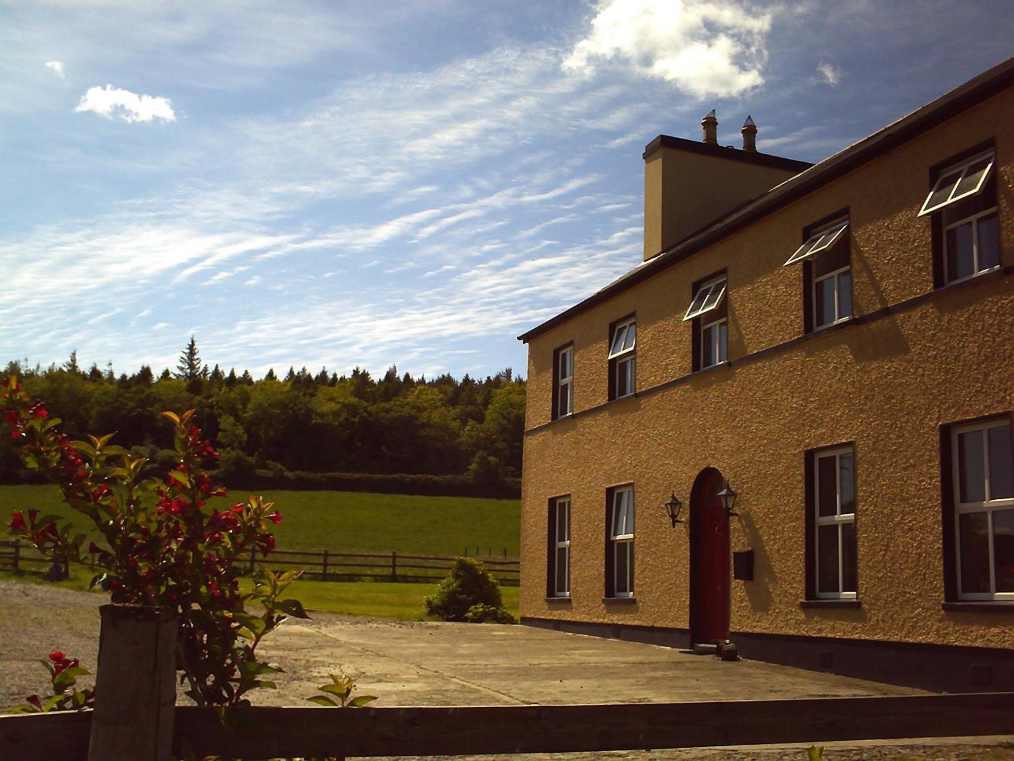 Kilburn House B&B Milltown  エクステリア 写真