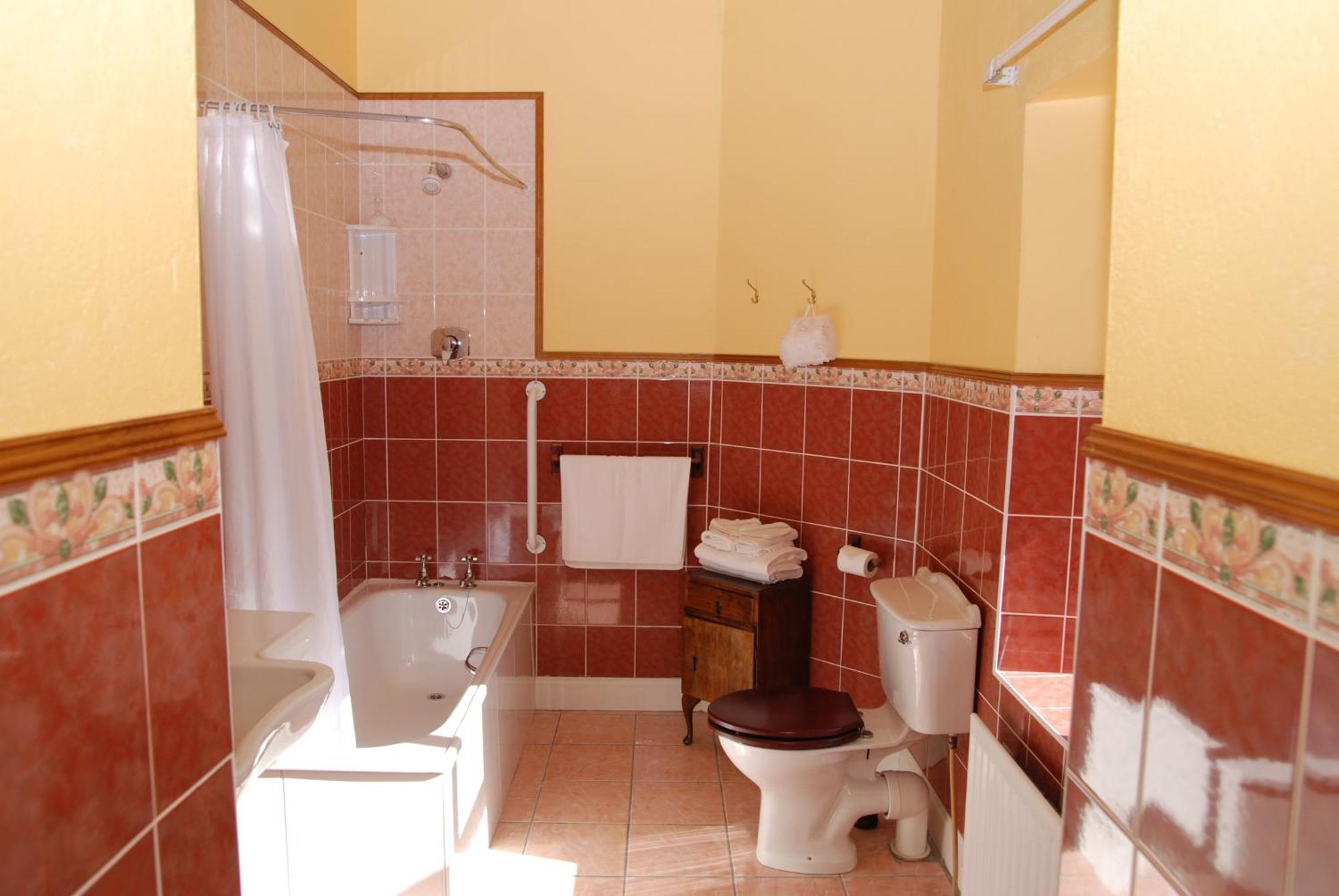 Kilburn House B&B Milltown  エクステリア 写真