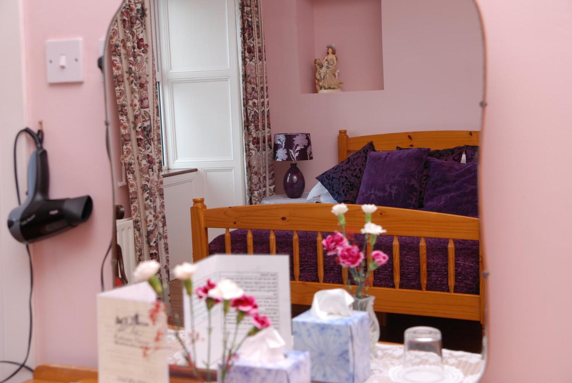 Kilburn House B&B Milltown  エクステリア 写真