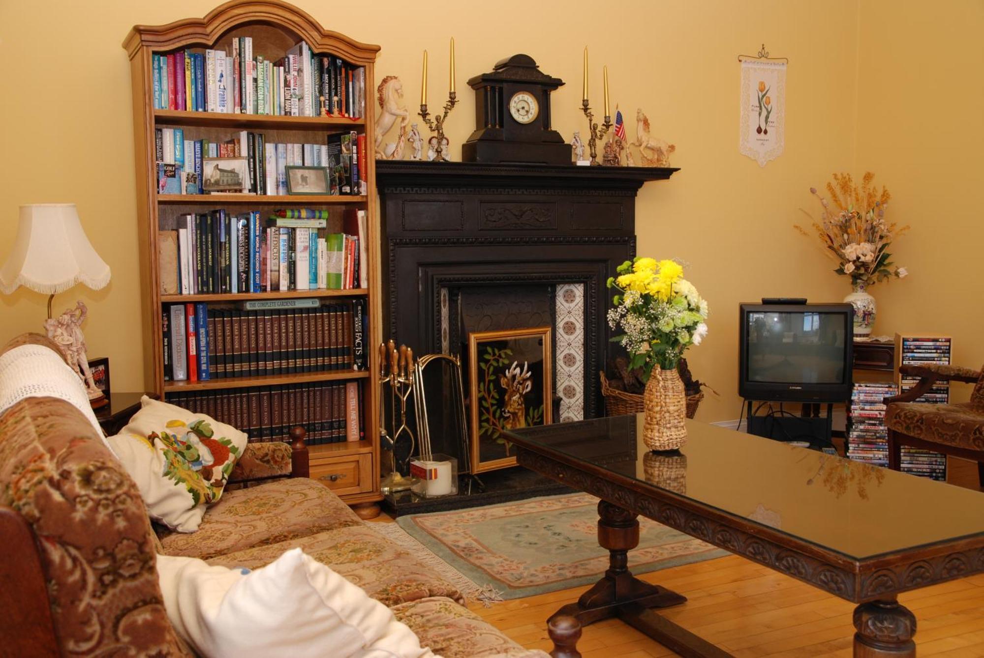 Kilburn House B&B Milltown  エクステリア 写真