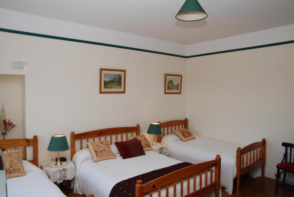 Kilburn House B&B Milltown  部屋 写真
